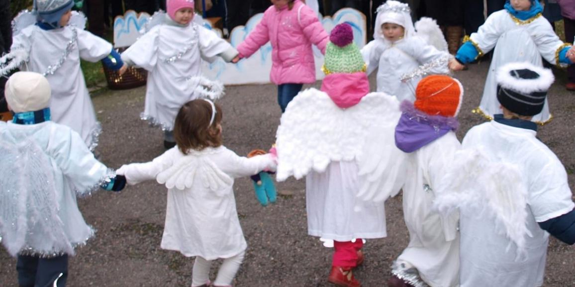 ZÁMECKÝ ADVENTNÍ JARMARK 2015