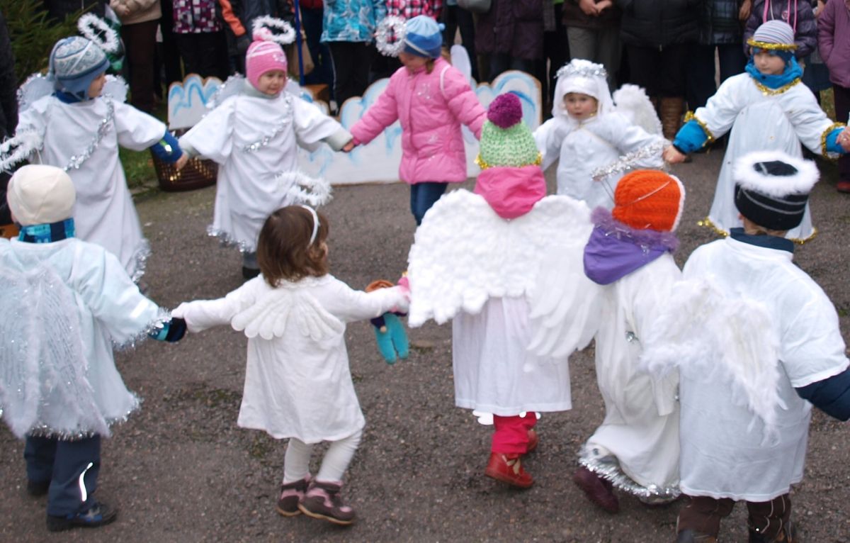ZÁMECKÝ ADVENTNÍ JARMARK 2015